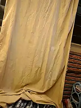 NicckyBellaKingDragoo777 online show from January 6, 2026, 8:13 pm