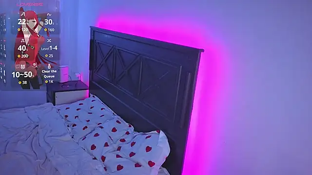 Snapshot of Angel_Bruh chatting on December 19, 2025, 10:01 pm Angel Bruh online show from December 19, 2025, 10:01 pm