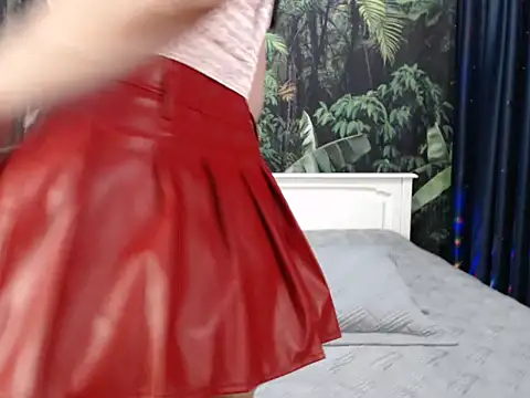Snapshot of Rossi_Inga chatting on May 17, 2026, 5:57 pm Rossi Inga online show from May 17, 2026, 5:57 pm
