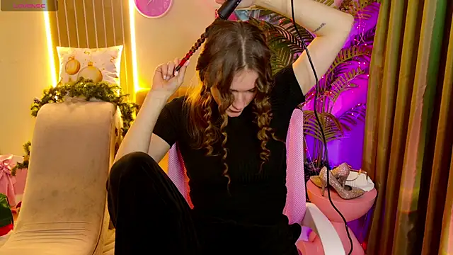 CarolainGilbert online show from January 9, 2026, 5:14 am