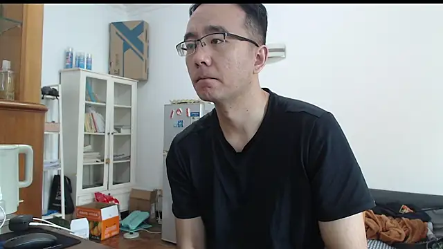 jjjjay123 online show from February 13, 2026, 2:11 am