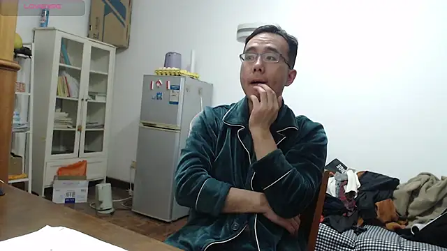 jjjjay123 online show from January 8, 2026, 3:18 pm