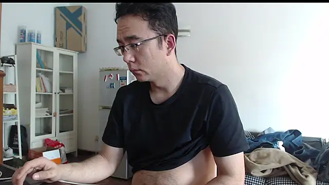 jjjjay123 online show from February 5, 2026, 6:42 am