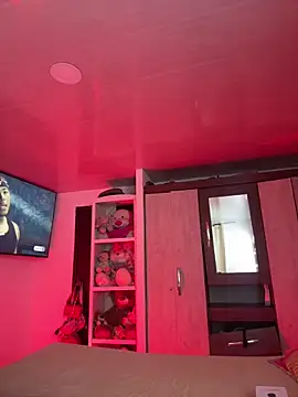 Snapshot of Aurora_Dolce chatting on December 18, 2025, 1:22 am Aurora Dolce online show from December 18, 2025, 1:22 am