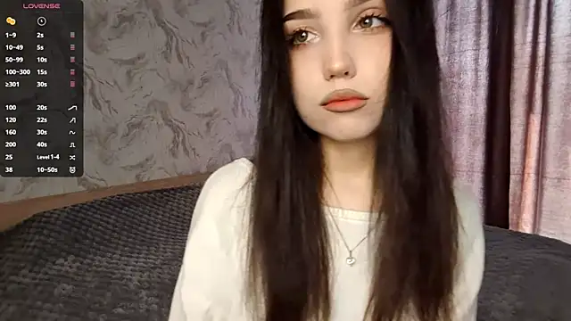 Snapshot of Qwami_Amie chatting on April 24, 2026, 6:48 am Qwami Amie online show from April 24, 2026, 6:48 am