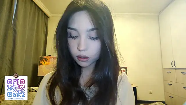 Qwami Amie online show from January 17, 2026, 4:27 am