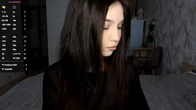 Snapshot of Qwami_Amie chatting on May 16, 2026, 6:23 am Qwami Amie online show from May 16, 2026, 6:23 am