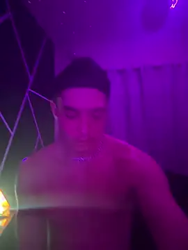 JamesonReign7777 online show from February 8, 2026, 1:47 am