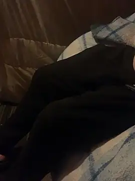 Snapshot of Ldnick69 chatting on February 7, 2026, 1:24 am Ldnick69 online show from February 7, 2026, 1:24 am