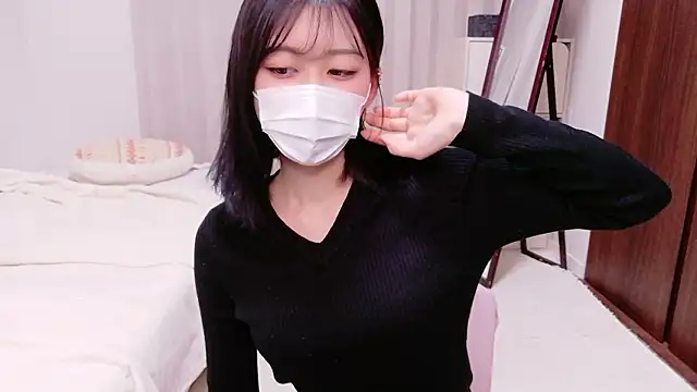 Snapshot of Ms-KARINA chatting on January 6, 2026, 9:24 am Ms-KARINA online show from January 6, 2026, 9:24 am