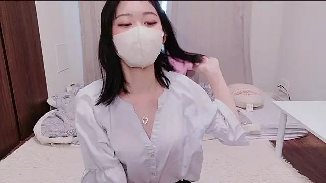 Snapshot of Ms-KARINA chatting on February 15, 2026, 6:36 am Ms-KARINA online show from February 15, 2026, 6:36 am