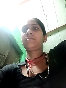 Snapshot of Chayna_singh chatting on February 12, 2026, 12:32 am Chayna singh online show from February 12, 2026, 12:32 am