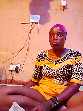 Snapshot of SEXY-NAIMA chatting on February 13, 2026, 12:38 pm SEXY-NAIMA online show from February 13, 2026, 12:38 pm