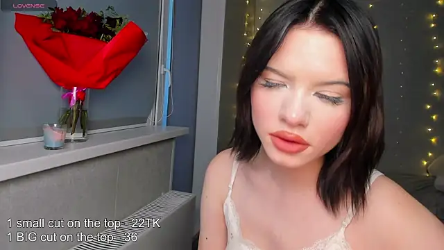 BeatriceMoonlight online show from January 8, 2026, 11:38 am