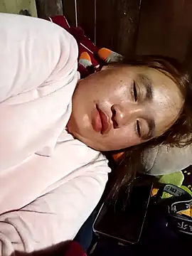 -myaa- online show from December 18, 2025, 7:07 pm