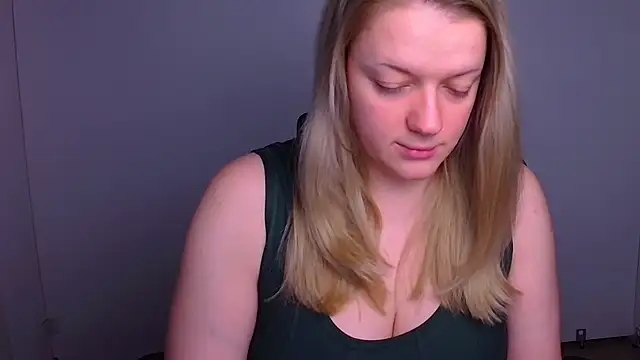 Samantha Gloww online show from December 18, 2025, 7:02 am