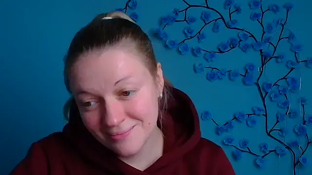 Samantha Gloww online show from December 19, 2025, 1:24 pm