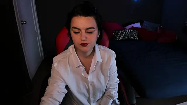 Sofia Fisher online show from December 18, 2025, 7:46 am