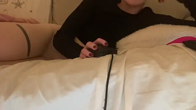 ijustturned18today online show from February 21, 2026, 8:44 pm