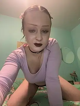 arisha glow online show from December 17, 2025, 8:25 pm