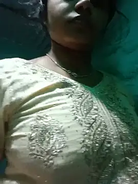 Snapshot of Cuple_masti72 chatting on June 18, 2026, 2:00 pm Cuple masti72 online show from June 18, 2026, 2:00 pm