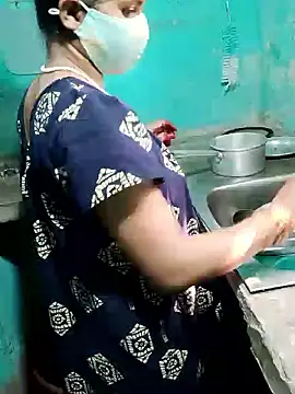 Snapshot of Cuple_masti72 chatting on June 11, 2026, 2:33 am Cuple masti72 online show from June 11, 2026, 2:33 am
