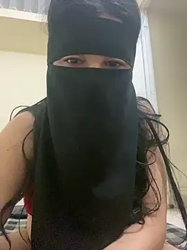 sara   fun online show from December 16, 2025, 12:31 pm