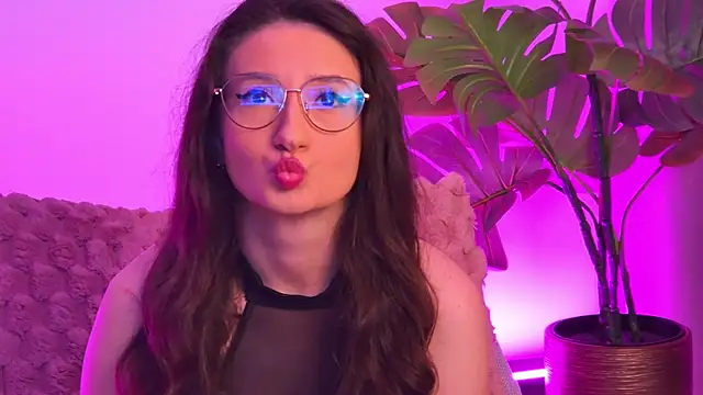 TheaMalekoo online show from March 30, 2026, 6:59 am