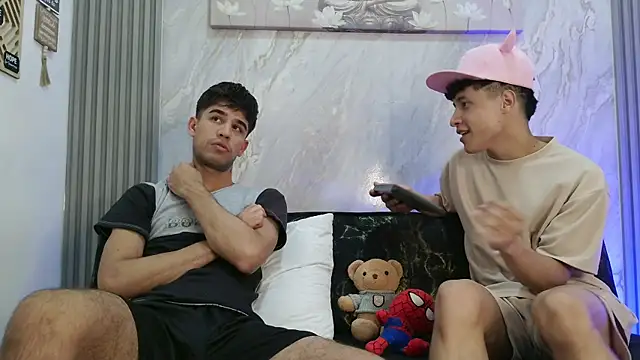 YOUNG GUYS1 online show from May 14, 2026, 7:27 am
