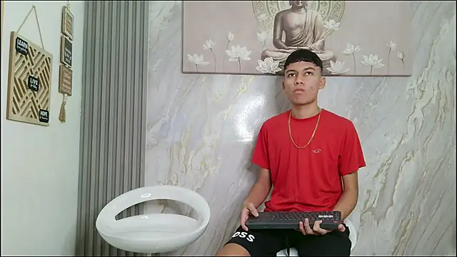 HORNY PRETTY online show from February 12, 2026, 1:22 pm