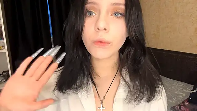 Eva blo0m online show from January 6, 2026, 6:28 am