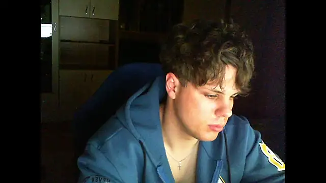 GymGuy0505 online show from March 23, 2026, 11:04 pm