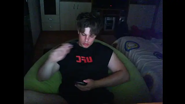 Snapshot of GymGuy0505 chatting on May 30, 2026, 10:15 pm GymGuy0505 online show from May 30, 2026, 10:15 pm
