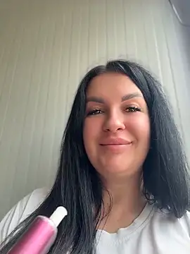 MeganBlueq online show from May 21, 2026, 9:39 am