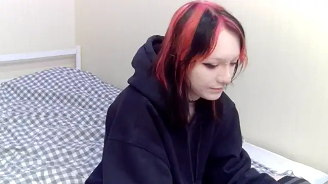 Shine Luna online show from January 31, 2026, 8:40 pm