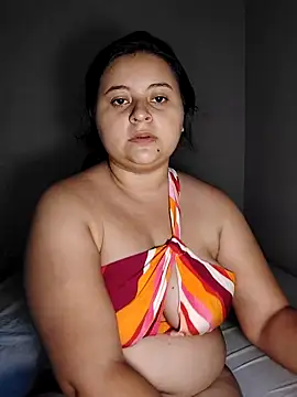 Snapshot of alexacurvy05 chatting on February 18, 2026, 10:39 pm alexacurvy05 online show from February 18, 2026, 10:39 pm