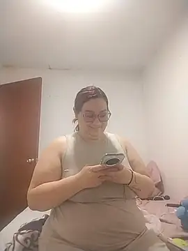 sharon G online show from April 18, 2026, 6:43 pm