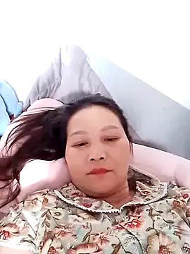 Snapshot of Cako-naka chatting on December 23, 2025, 2:44 am Cako-naka online show from December 23, 2025, 2:44 am