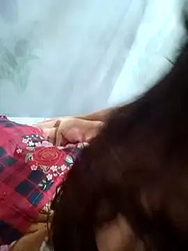 little-effy online show from July 19, 2026, 1:41 pm