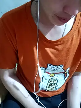 little-effy online show from April 6, 2026, 1:34 pm