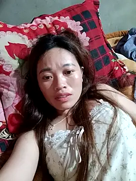 little-effy online show from June 26, 2026, 12:00 pm