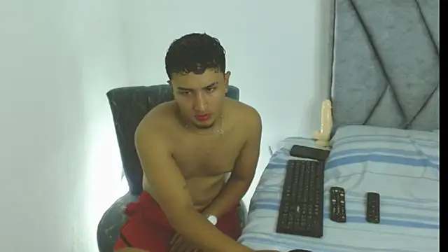 Snapshot of kyro_estrada chatting on March 1, 2026, 5:40 am kyro estrada online show from March 1, 2026, 5:40 am