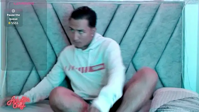 kyro estrada online show from April 7, 2026, 11:17 pm