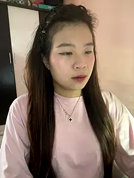 Bae1103  online show from December 20, 2025, 6:38 am