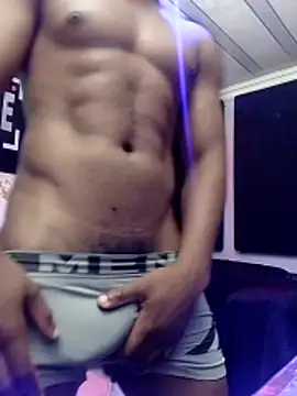 Snapshot of BananaStillDicksy chatting on February 19, 2026, 5:04 am BananaStillDicksy online show from February 19, 2026, 5:04 am