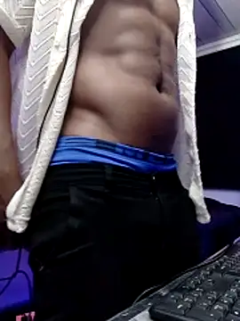 Snapshot of BananaStillDicksy chatting on February 8, 2026, 6:27 pm BananaStillDicksy online show from February 8, 2026, 6:27 pm