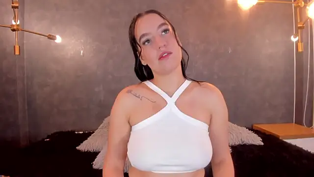 Snapshot of jazlin_angels1 chatting on February 21, 2026, 7:21 am jazlin angels1 online show from February 21, 2026, 7:21 am