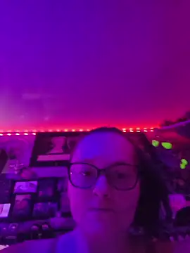 Snapshot of MidnightSeducer@xh chatting on March 3, 2026, 3:30 pm MidnightSeducerxh online show from March 3, 2026, 3:30 pm