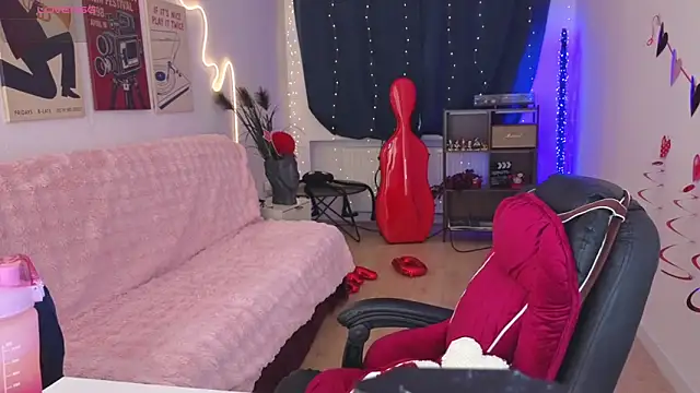 Snapshot of AlexsaStoyns chatting on February 18, 2026, 2:24 pm AlexsaStoyns online show from February 18, 2026, 2:24 pm