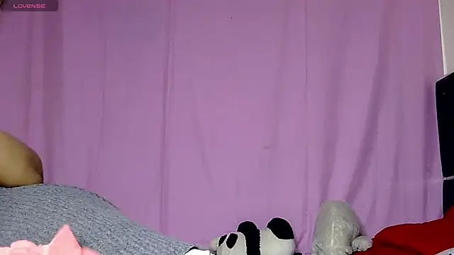 Snapshot of butterflyslay chatting on January 16, 2026, 5:44 am butterflyslay online show from January 16, 2026, 5:44 am